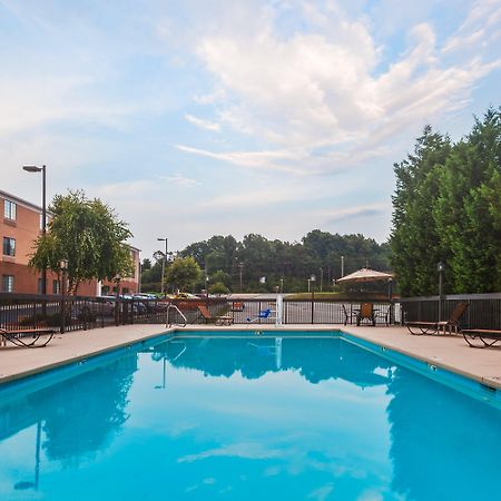 Holiday Inn Express Winston-Salem By Ihg Exterior photo