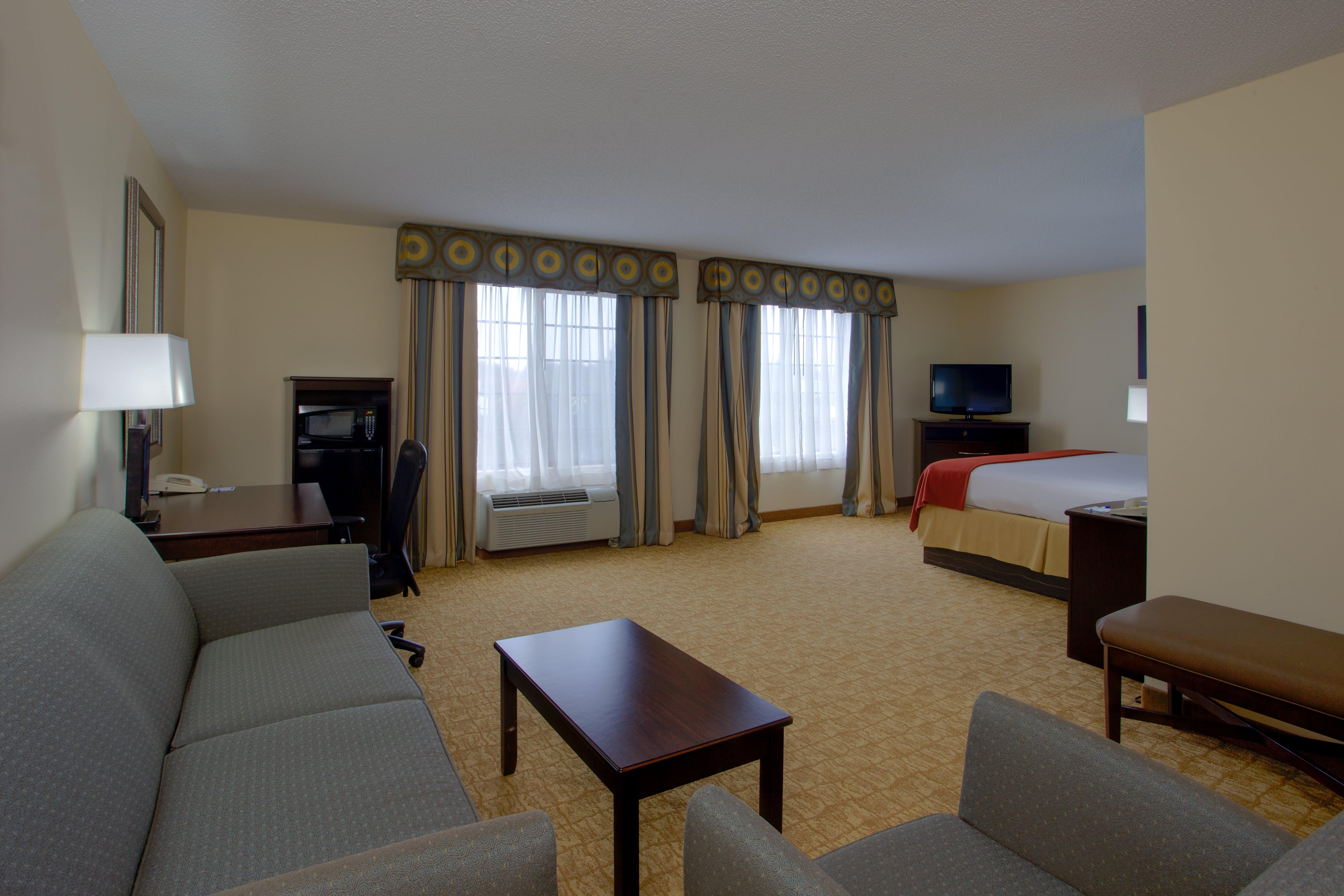 Holiday Inn Express Winston-Salem By Ihg Exterior photo